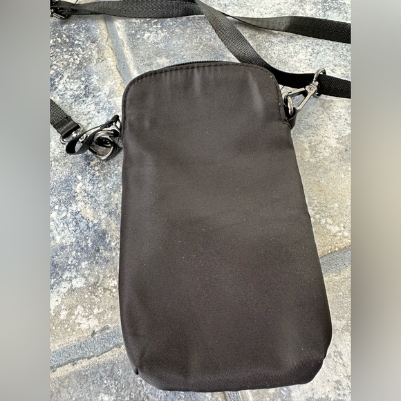 Calia Interchangable Black Crossbody/ Fanny Pack Bag - Picture 4 of 4